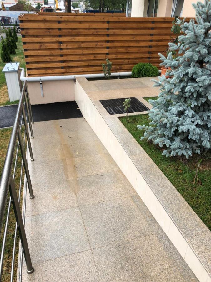 Luxury Westpark 2-Room Apartment Lakeview W5 Bucareste Exterior foto